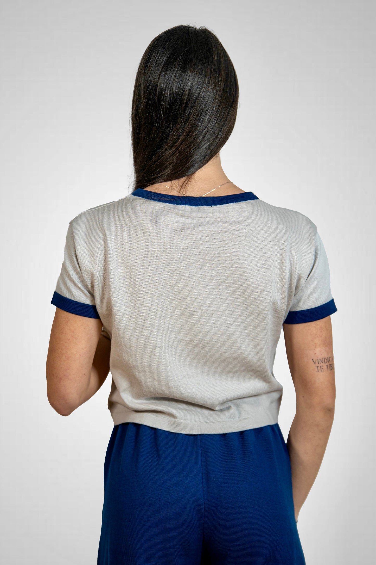 THE LEGACY Crop Top - Dove Grey